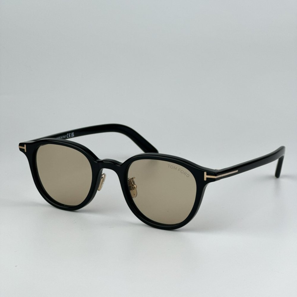 NEW Tom Ford FT0977-D 01A Shiny Black Smoke Round Unisex Sunglasses - Picture 4 of 14